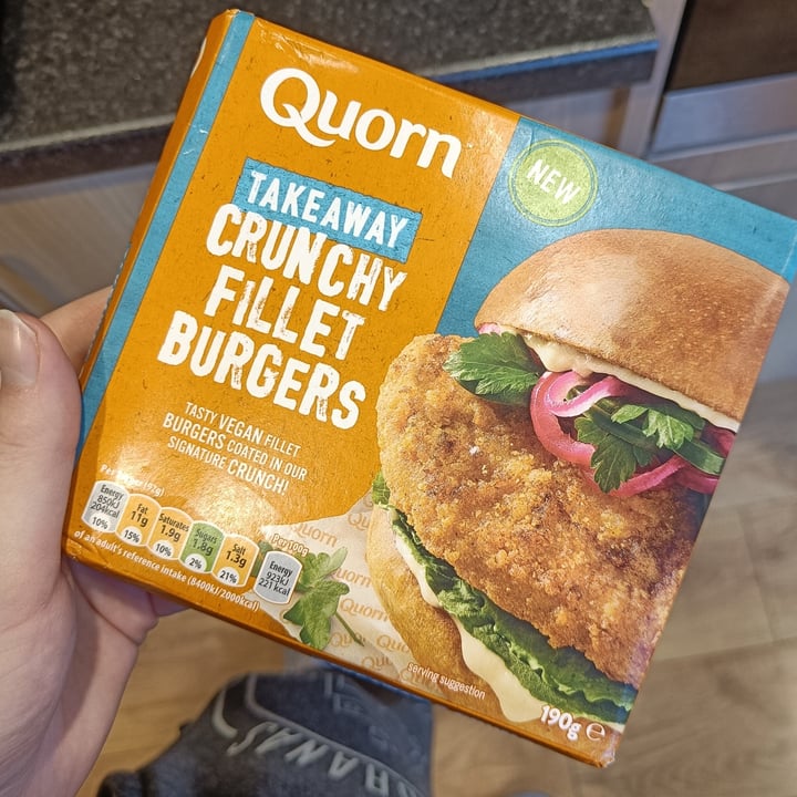 Quorn Takeaway Crunchy Fillet Burgers Review | abillion