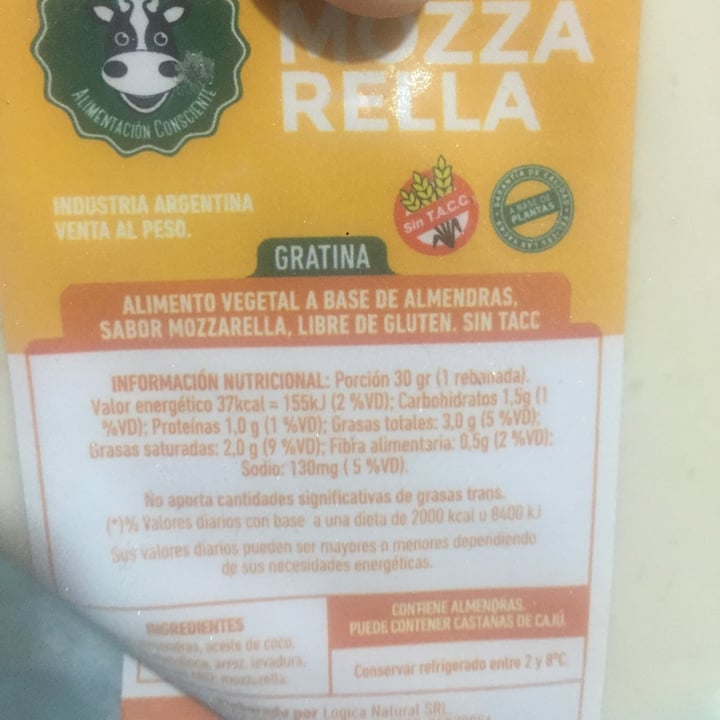 review photo of Felices Las Vacas Mozzarella shared by @melvegan on 09 Jun 2020 - review