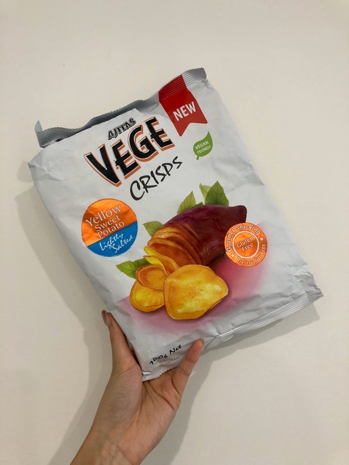 review photo of Ajitas Yellow Sweet Potato Vege Crisps shared by @indohonkie on 26 Dec 2019 - review