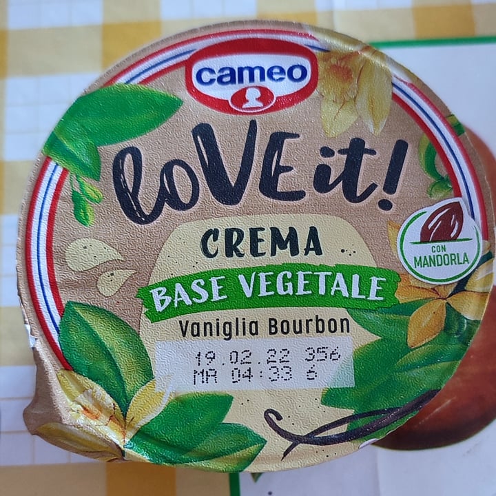 review photo of Cameo Love It! crema vaniglia bourbon shared by @sarab612 on 17 Jan 2022 - review