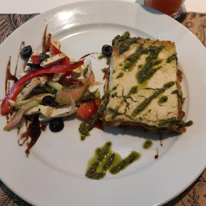 photo of Tulsi Vegan Restaurant Lasaña vegetal shared by @oskar-vegantv on  07 Jun 2021 - review