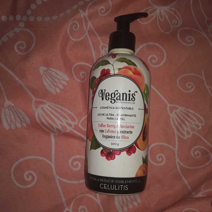 photo of Veganis LECHE ULTRA REAFIRMANTE PARA LA PIEL con Ginkgo Biloba, Centella Asiática, Cafeína y extracto Orgánico de Oliva shared by @lourbastatoribio on  09 Feb 2020 - review