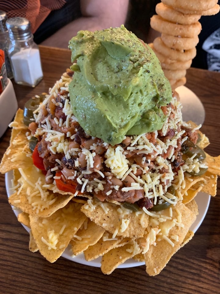 photo of The Auld Hoose The Hoose regular nachos (vegan) shared by @margochi on  23 Sep 2019 - review