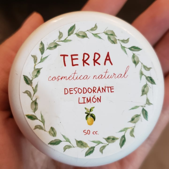 review photo of Terra Cosmética Natural Desodorante de Limón shared by @lucianah on 28 May 2020 - review