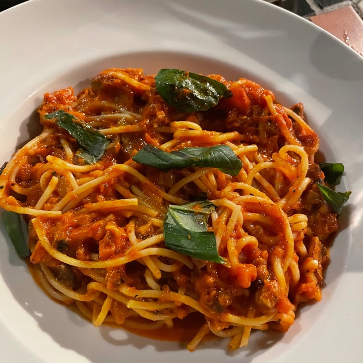 photo of Original Sin Mediterranean Restaurant Vegan Bolognese shared by @lindajazzyjourney on  06 Dec 2020 - review