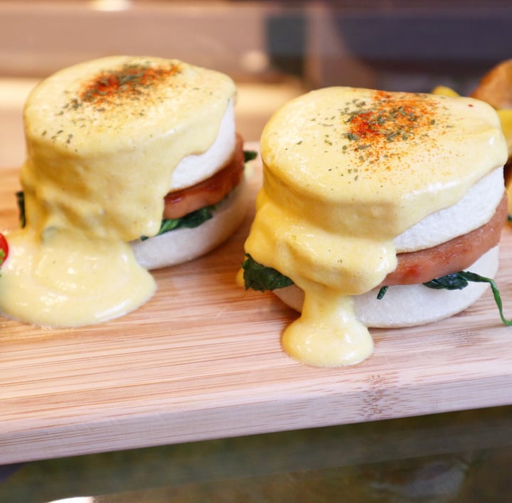 photo of Swells Bowls Tofu Benedict shared by @kaylabear on  02 Oct 2019 - review