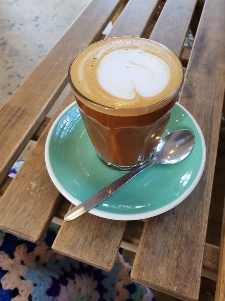 review photo of Two Sisters Garage Dadenlion latte on coconut milk shared by @taraveg on 17 Jun 2019 - review