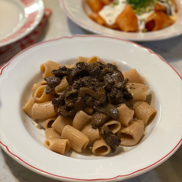 photo of miscusi Covent Garden Mezzemaniche Al Funghi shared by @applepancakes on  12 May 2022 - review
