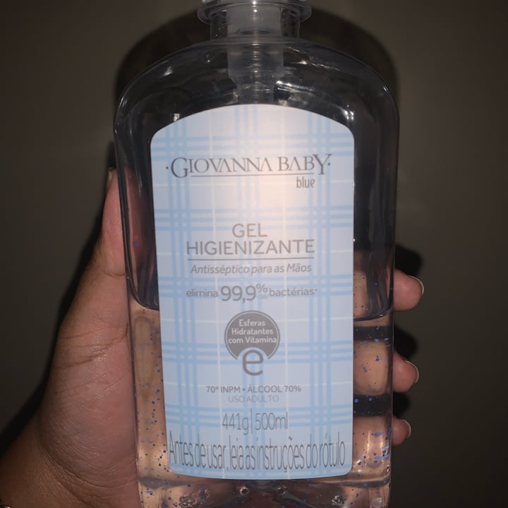 review photo of Giovanna baby Alcool em gel shared by @cinthi4 on 10 May 2022 - review