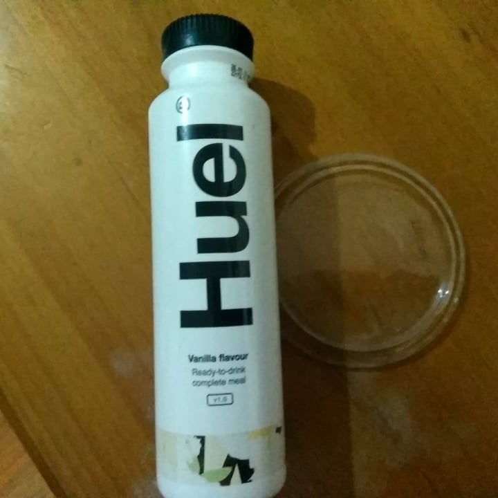photo of Huel Vanilla flavor drink shared by @diaz2020 on  27 Nov 2020 - review