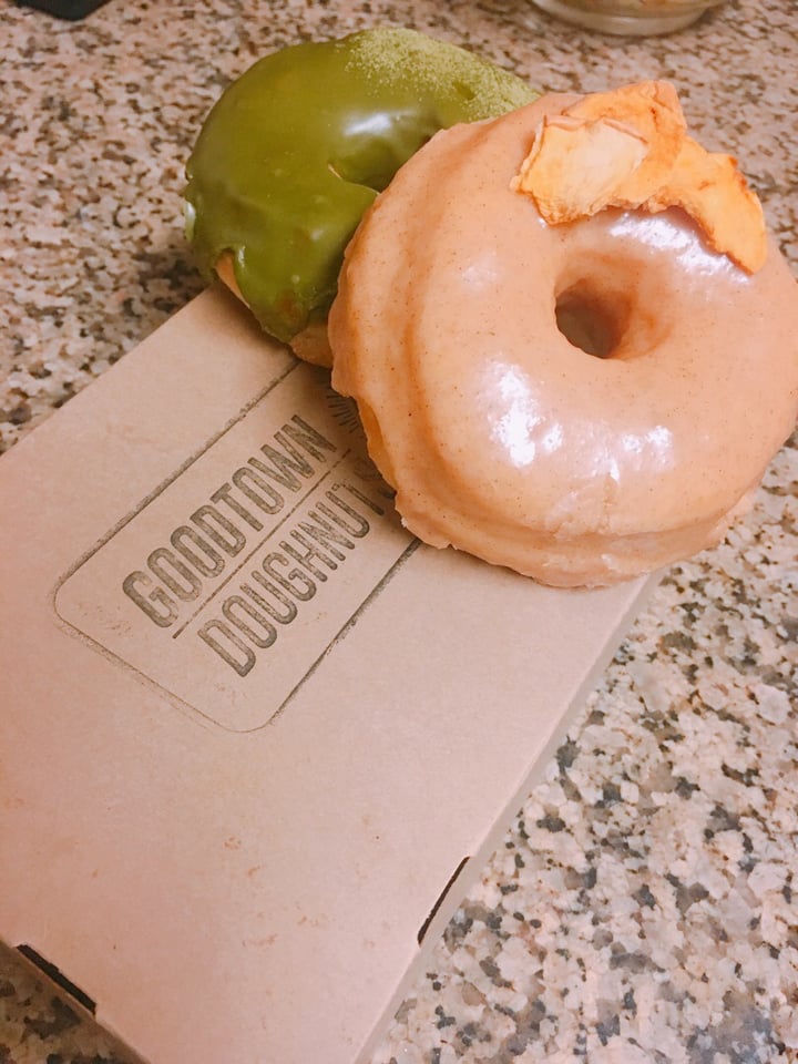 photo of Good Town Doughnuts Cinnamon apple shared by @veghead on  22 Mar 2019 - review