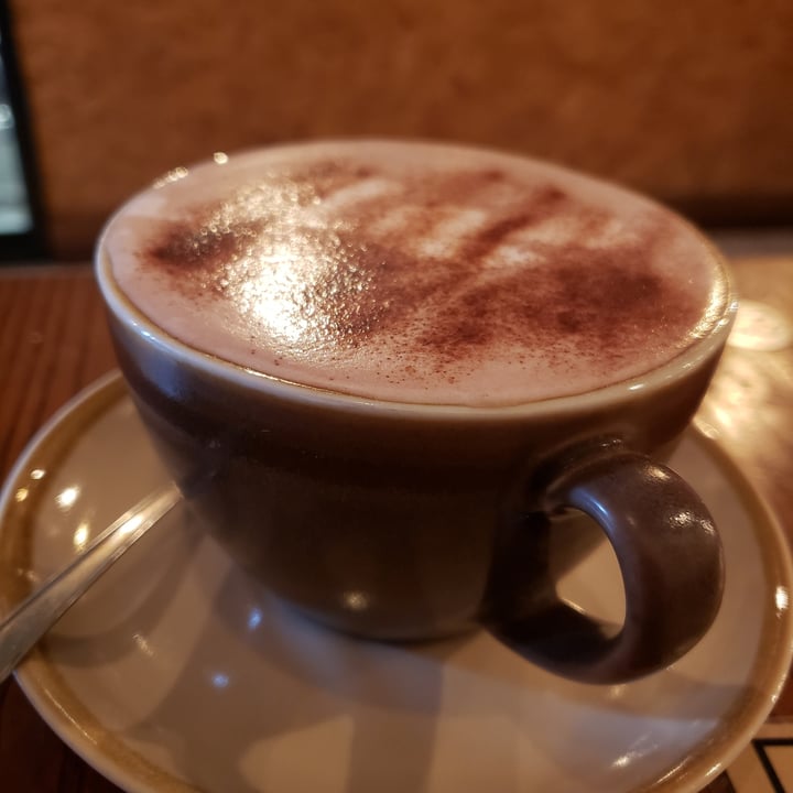 photo of The Waiting Room Coffee Bar Hot Cocoa shared by @sisisoydelfi on  26 May 2022 - review