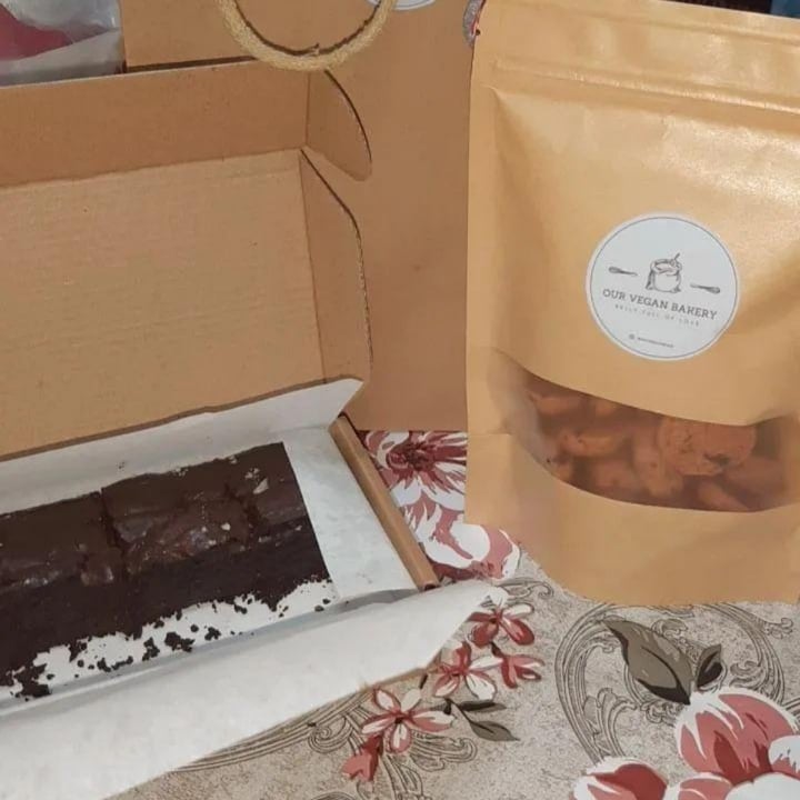 photo of Our Vegan Bakery Brownies shared by @rrhhorh on  17 Dec 2021 - review