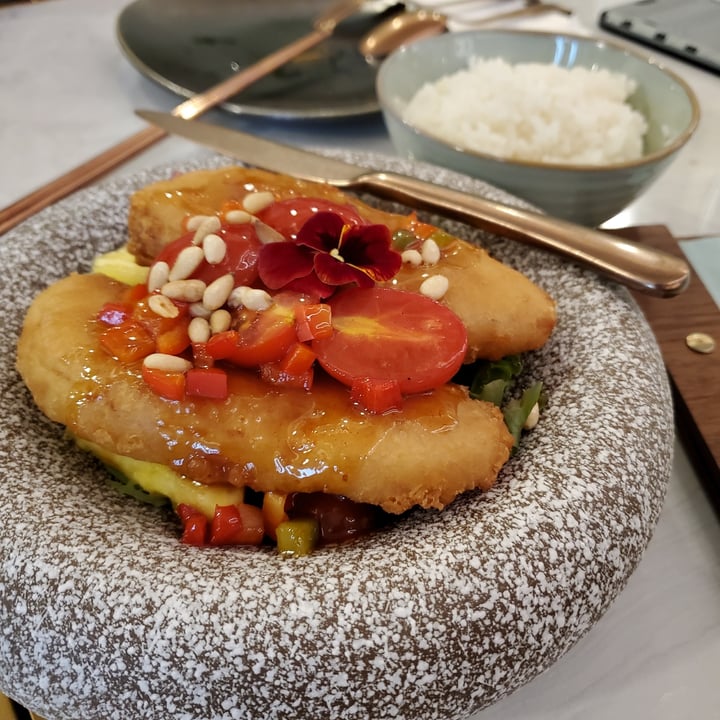 photo of Green Common Nexxus Omni Golden Fish Fillet, Sweet & Sour Sauce, Pine Nut (with Koshihikari Rice) shared by @moosewong on  25 Dec 2021 - review