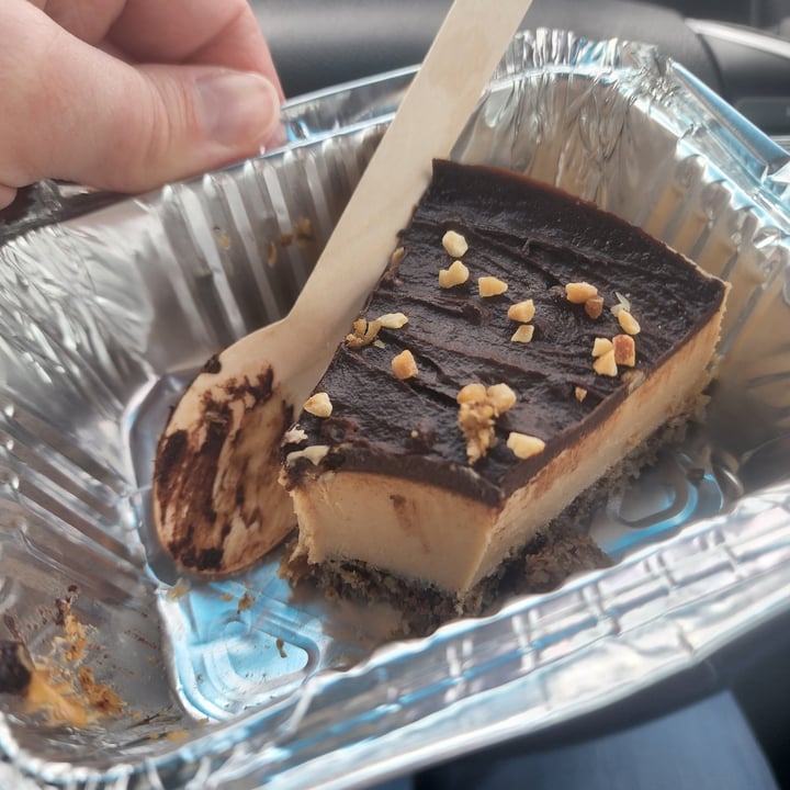 photo of Fernanda's Vegan Bakes Peanut Cheesecake shared by @divineswine on  27 Jul 2022 - review