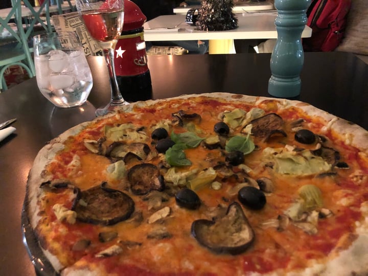photo of Pizza Pop The Vegetarian shared by @cgill4488 on  14 Nov 2018 - review