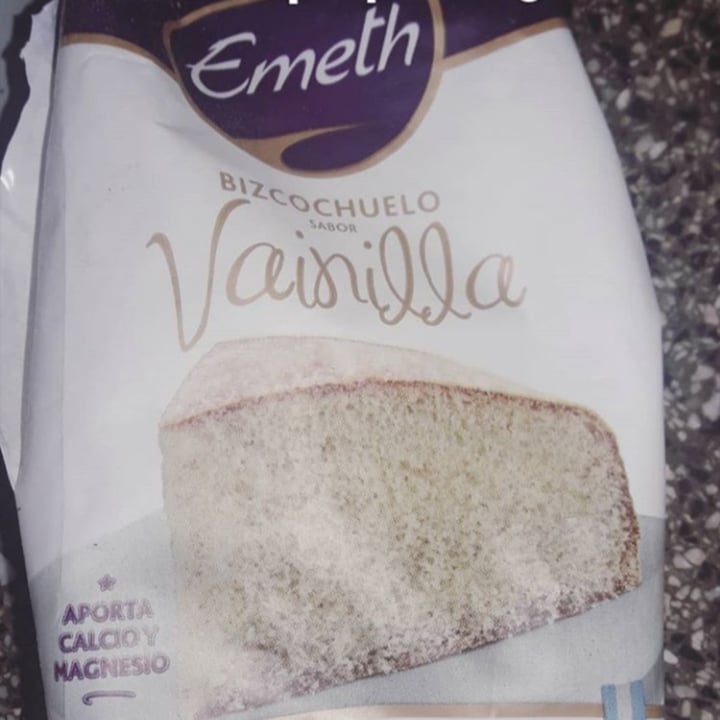 review photo of Emeth Bizcochuelo De Vainilla shared by @leilamariel on 02 Jun 2021 - review