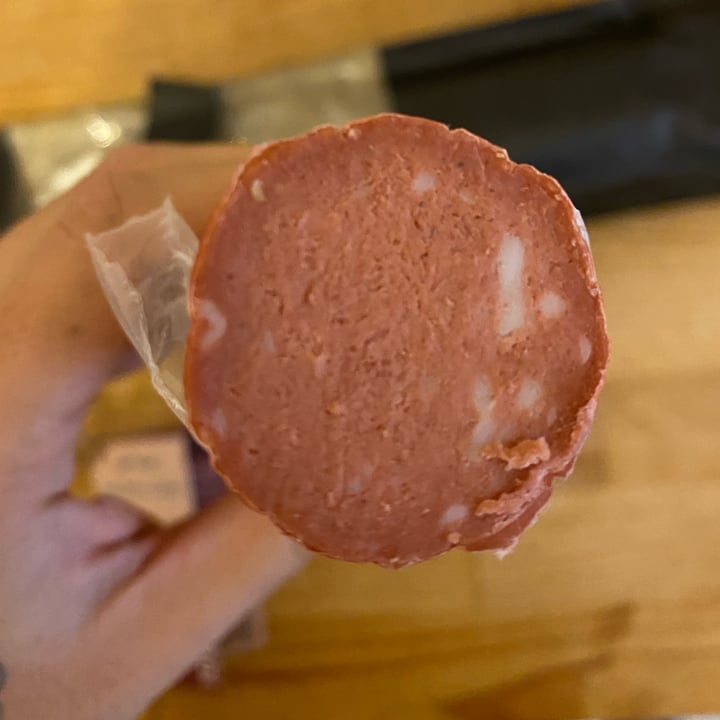 photo of Happy Planet Smoked Pepperoni Sausage shared by @giuliaghil on  12 Dec 2022 - review