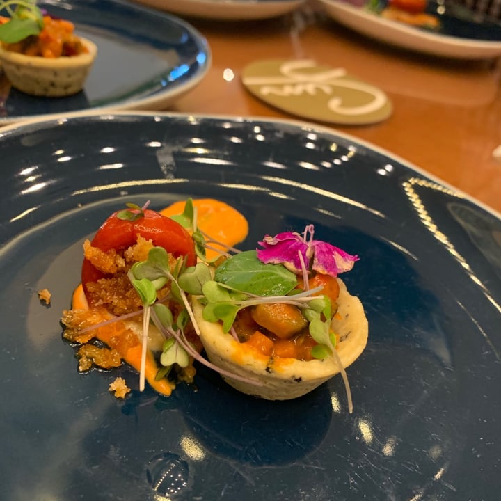 photo of The Table Bay hotel Vegetable Tart With Stuffed Jalepeno shared by @varivegan on  16 Sep 2021 - review