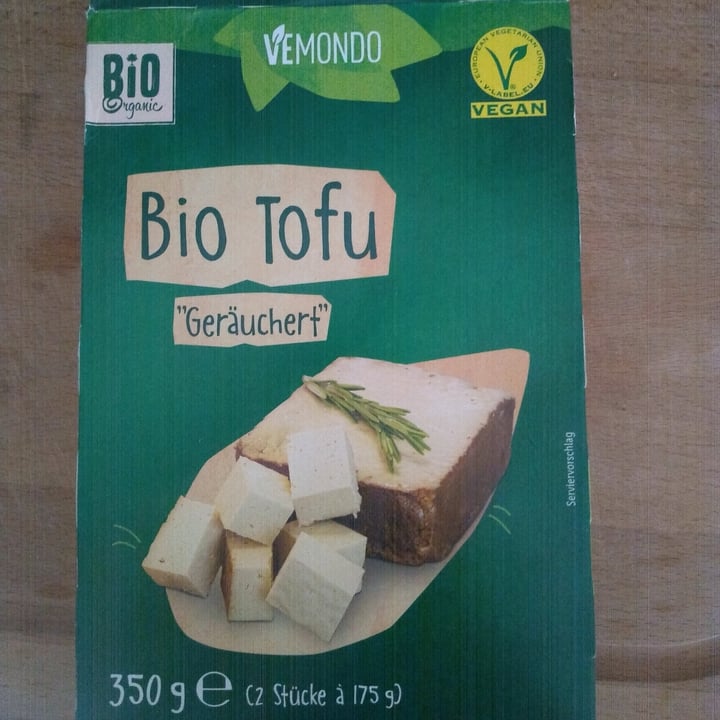 review photo of Vemondo Bio tofu geräuchert shared by @sofiabf on 29 Aug 2022 - review