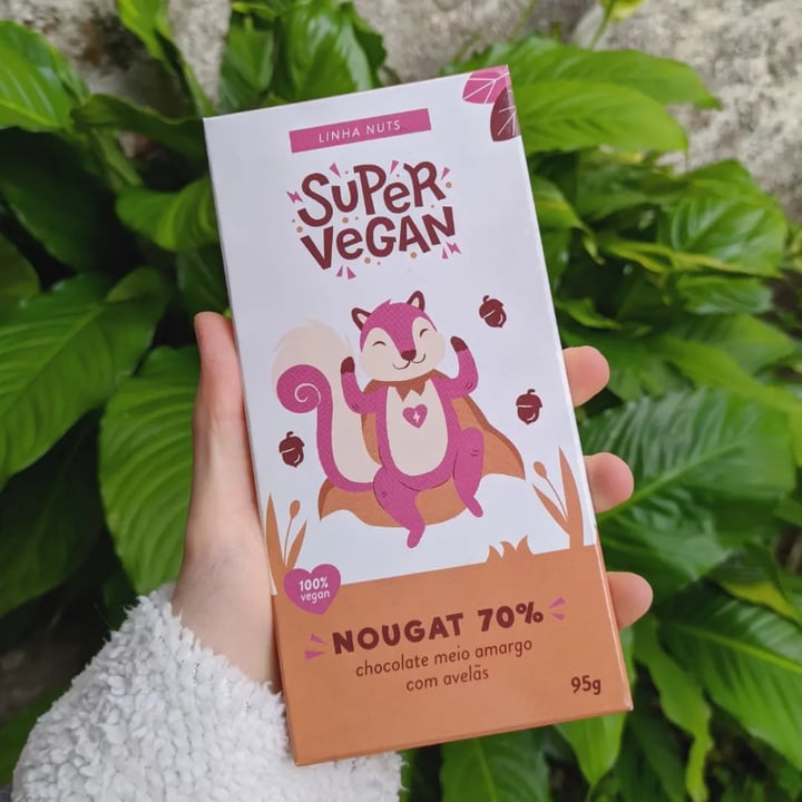 photo of Super Vegan Barra de chocolate - Nougat 70% shared by @mariveggy on  08 Jun 2022 - review
