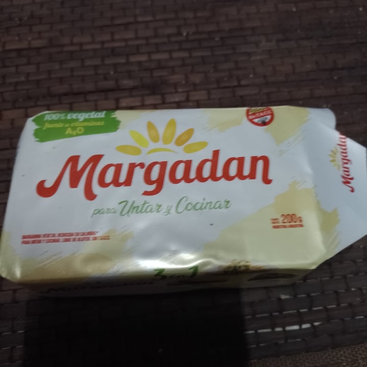 photo of Margadan Margarina Vegetal shared by @valetinali on  25 Jul 2022 - review