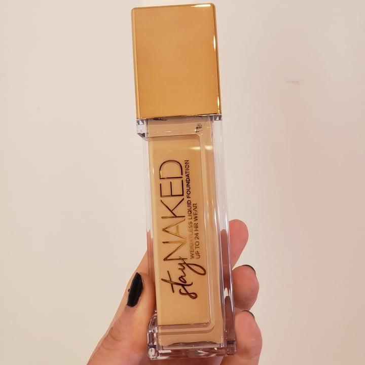 photo of Urban Decay Stay Naked Weightless Liquid Foundation shared by @melinav on  17 Oct 2020 - review