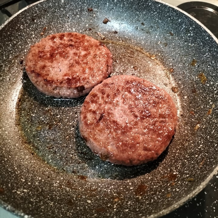 photo of Garden Gourmet Sensational Burger shared by @francescavdemontis on  25 Nov 2021 - review