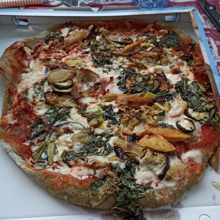 photo of Breaking Bread Pizza ortolana di stagione shared by @nikolaus on  25 May 2021 - review