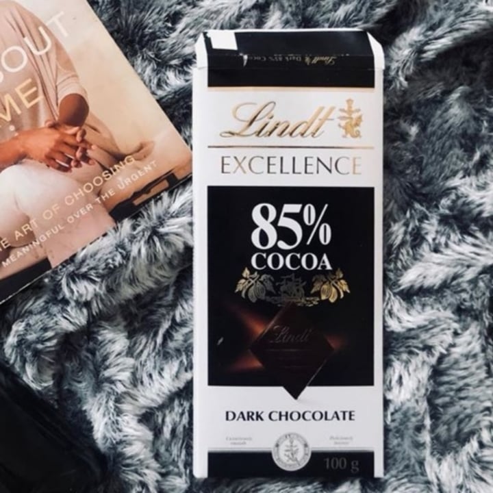 photo of Lindt Excellence 85% Cocoa Dark shared by @danikataylor on  10 Nov 2020 - review