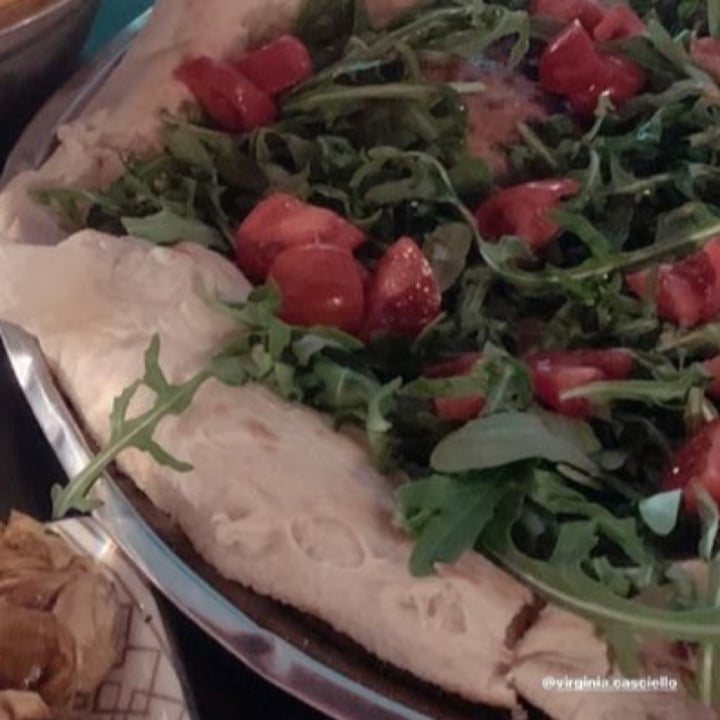 photo of Merliani 360 Focaccia biga con rucola e pomodorini shared by @virr on  13 Apr 2022 - review