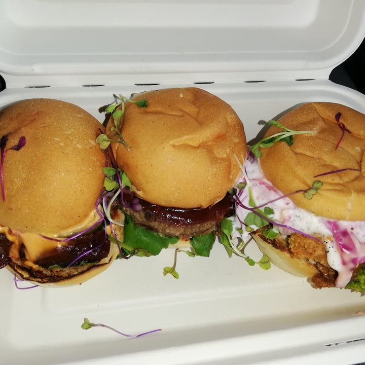 photo of Kaylee's Eatery Trio of sliders shared by @natasha1912 on  08 Jan 2021 - review