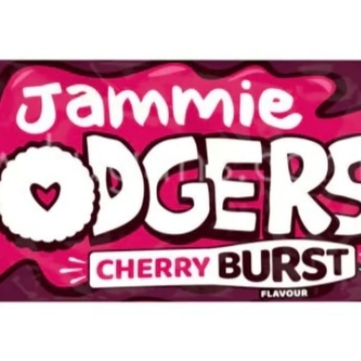 review photo of Jammie Dodgers Cherry Burst shared by @3lli3 on 18 Sep 2022 - review