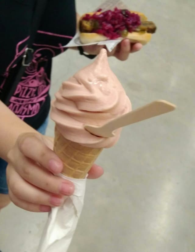 Foto del plato “Helado de fresa”