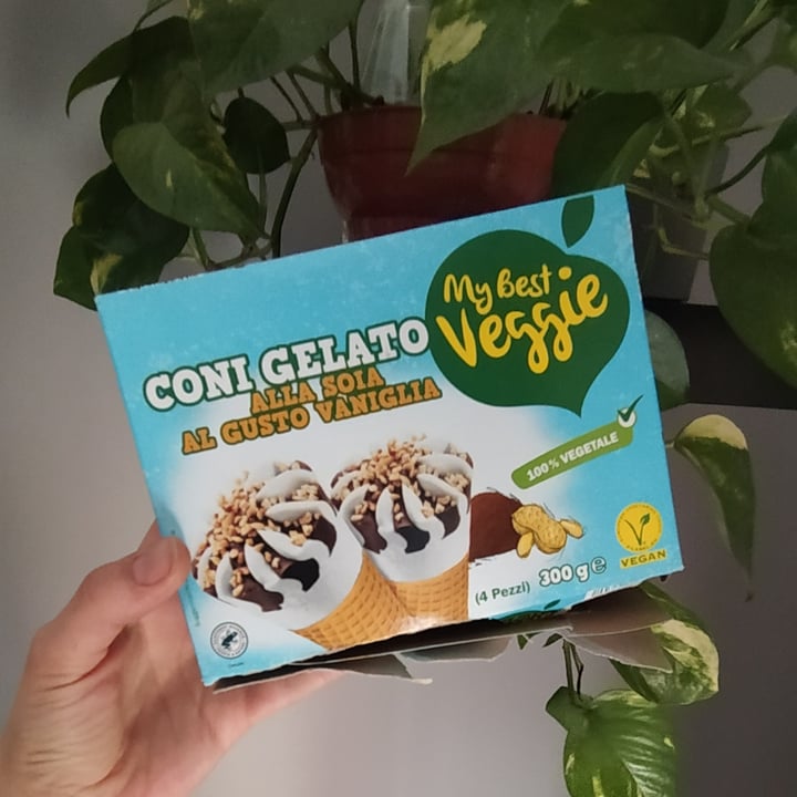 photo of My Best Veggie Coni gelato alla soia al gusto vaniglia shared by @signorinagrigioverde on  13 Jun 2022 - review
