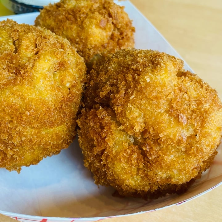 photo of V-Grits Fried Mac and Cheese Bites shared by @kristyahimsa on  08 Jul 2022 - review