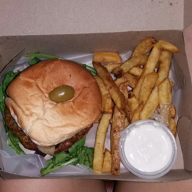 Photo of the dish “Burger De La Casa”