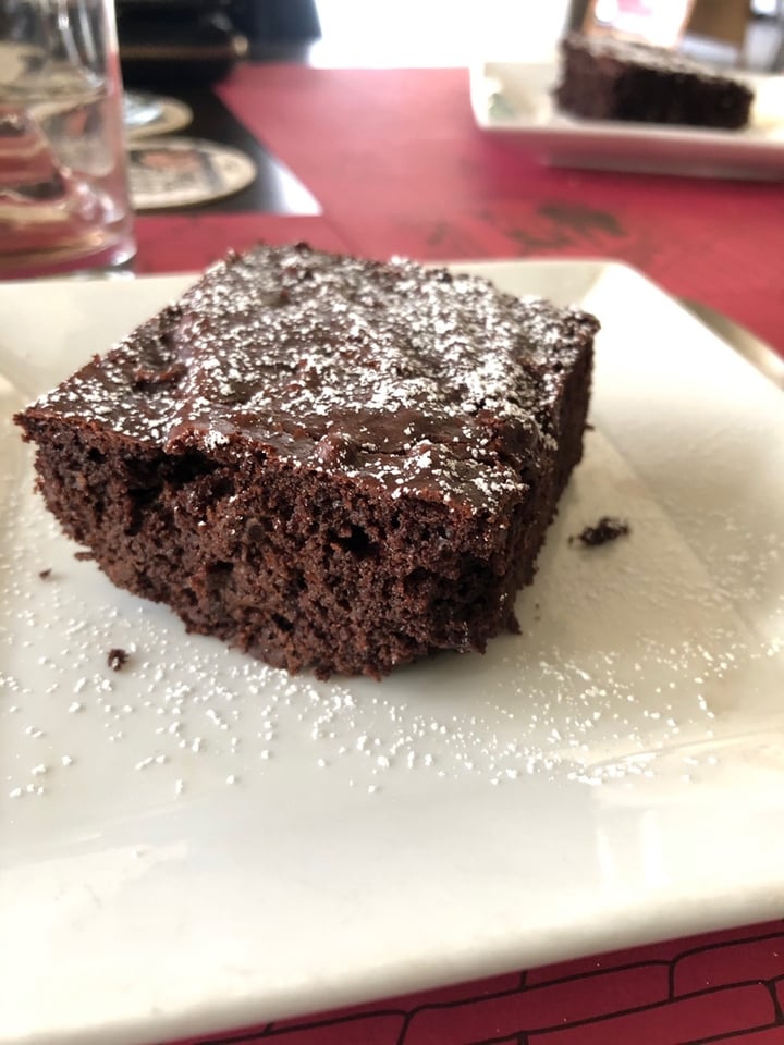 review photo of B-12 Restaurant Bar Vegà Brownie de xocolata shared by @laiavico on 19 Jan 2020 - review