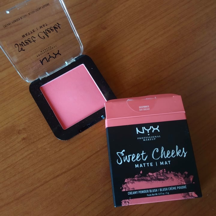 review photo of NYX Cosmetics Sweet Cheeks Matte shared by @chloebotta on 06 Sep 2022 - review