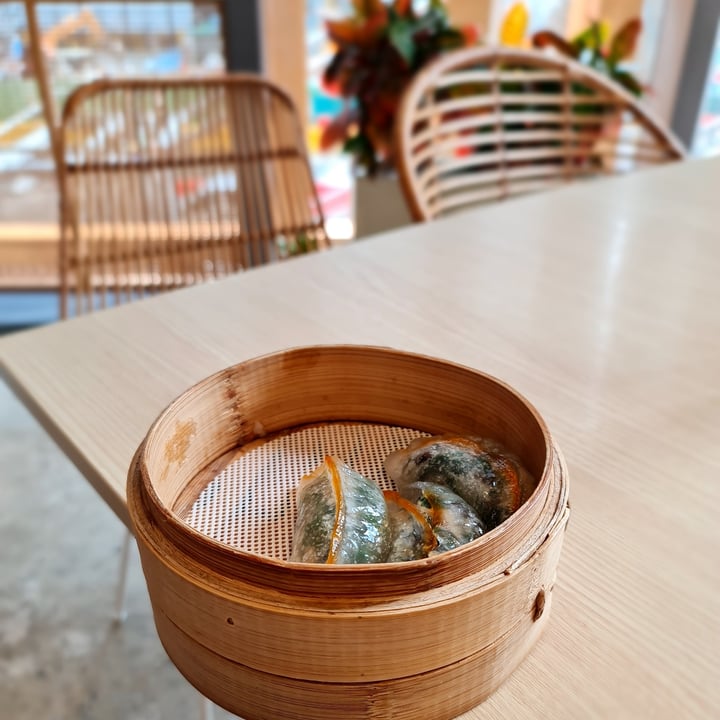 photo of Lotus Vegetarian Restaurant Wild Mushroom Crystal Dumplings shared by @parismelody on  22 Apr 2021 - review
