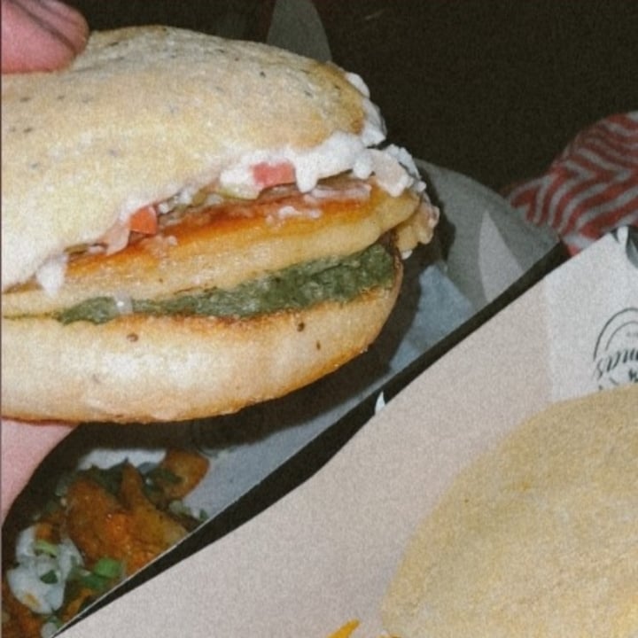 photo of Flamas Burger Co Hamburguesa Provarte shared by @vegansencillo on  28 Feb 2022 - review