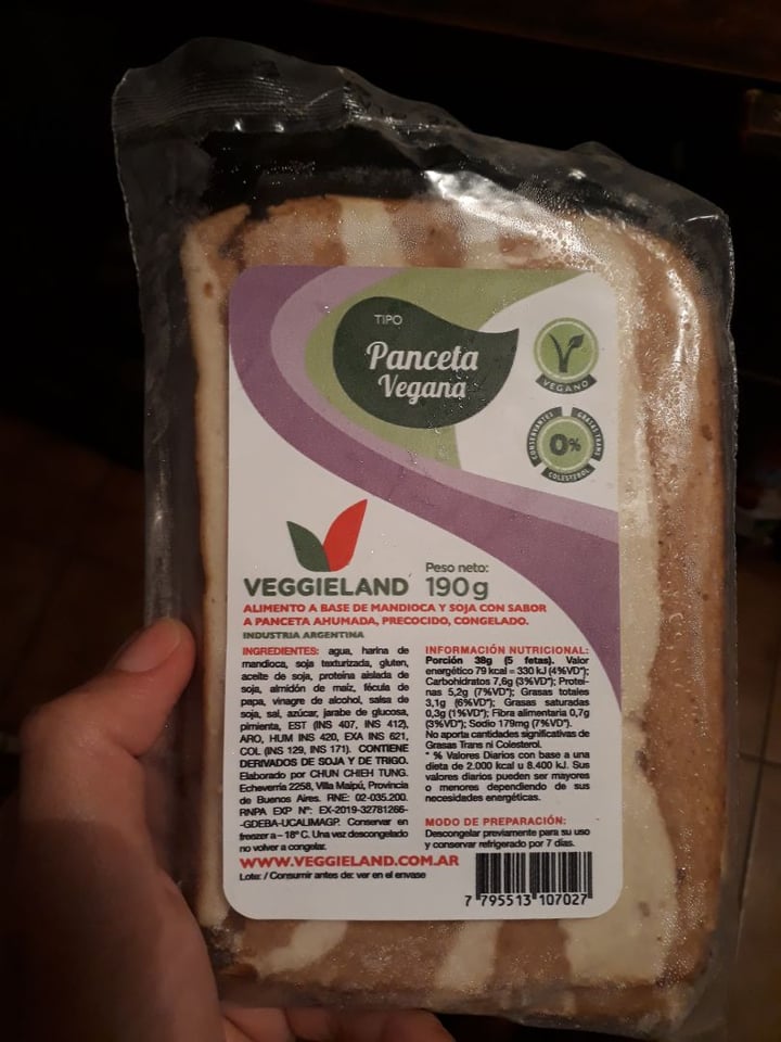 photo of Veggieland Panceta vegana shared by @pilualbarracin on  13 Dec 2019 - review
