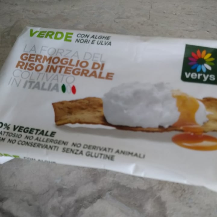 photo of Verys Formaggio Di Riso Integrale Germogliato shared by @walkabout-veg on  06 Oct 2021 - review