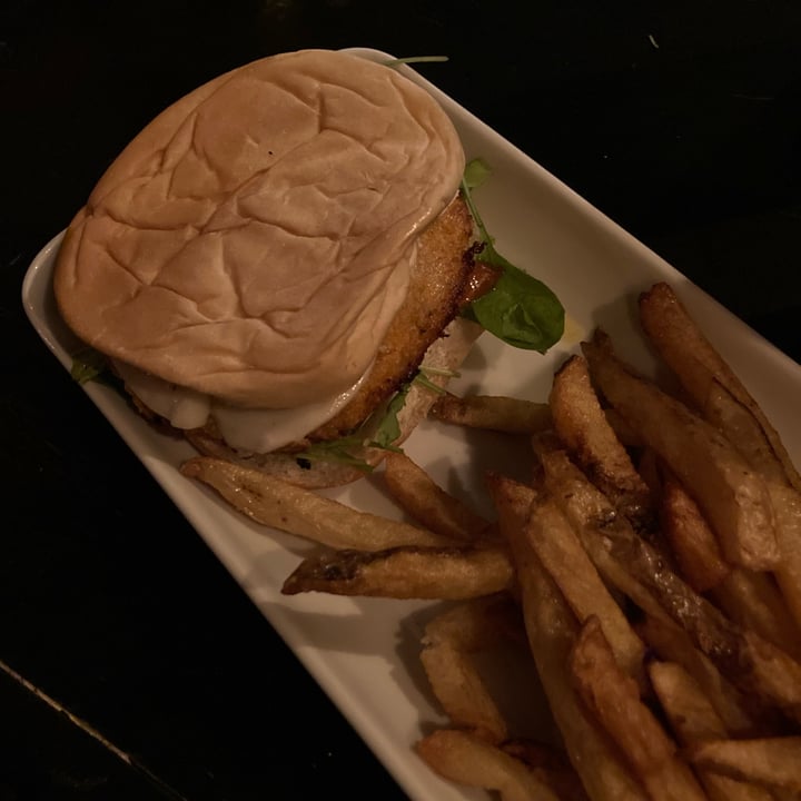 photo of Casa Tomada Vegan Burger shared by @outofstep on  14 Jul 2022 - review