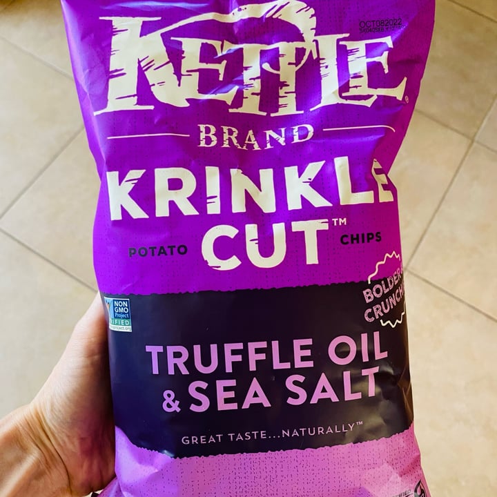 photo of Kettle Brand Truffle & Sea Salt shared by @beckyyy on  28 May 2022 - review
