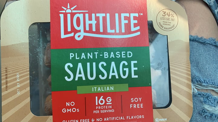 photo of Lightlife Smart Sausage Italian shared by @majocobian on  20 Apr 2020 - review