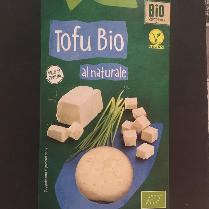 review photo of Vemondo Tofu Bio al naturale shared by @zoeciep on 06 Apr 2022 - review