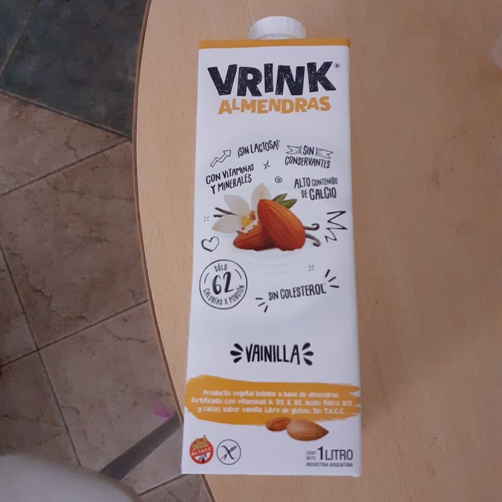 photo of Vrink Vrink Vainilla de Almendra shared by @javinrxvegan on  10 Oct 2021 - review