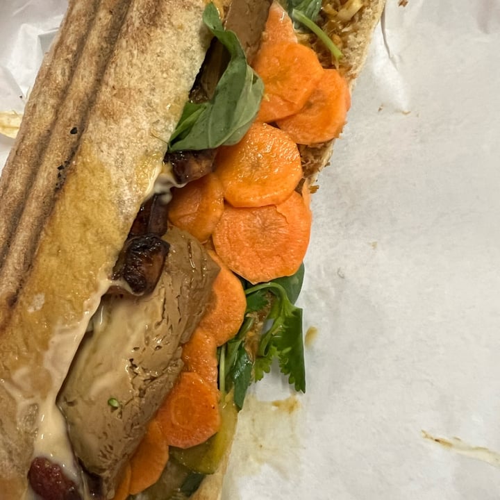 photo of Manna Food Co. Satay Veg Sandwich shared by @ftc on  08 Oct 2022 - review