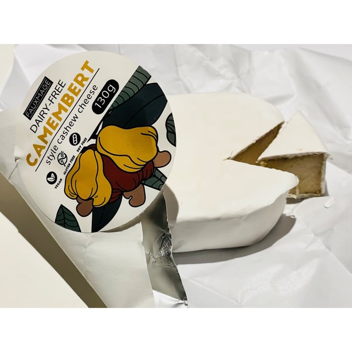photo of Fauxmage Camembert-Style Cashew Cheese shared by @theveganlifeza on  03 Jun 2022 - review